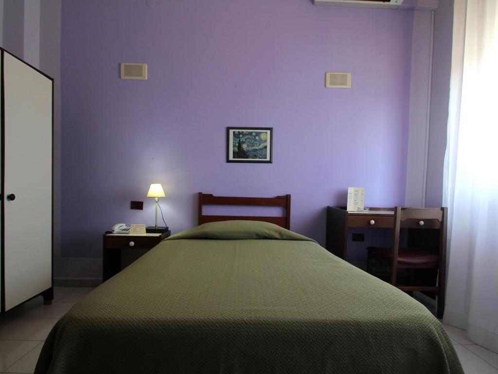 Hotel Carosello Понтеканяно Екстериор снимка