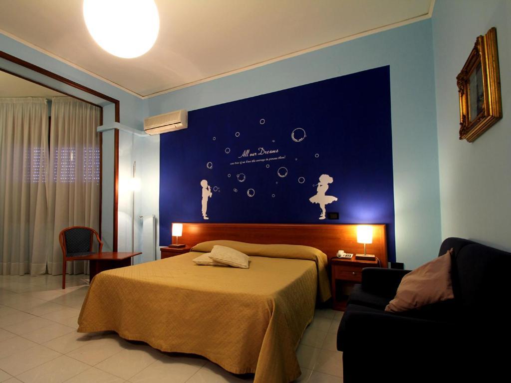 Hotel Carosello Понтеканяно Екстериор снимка