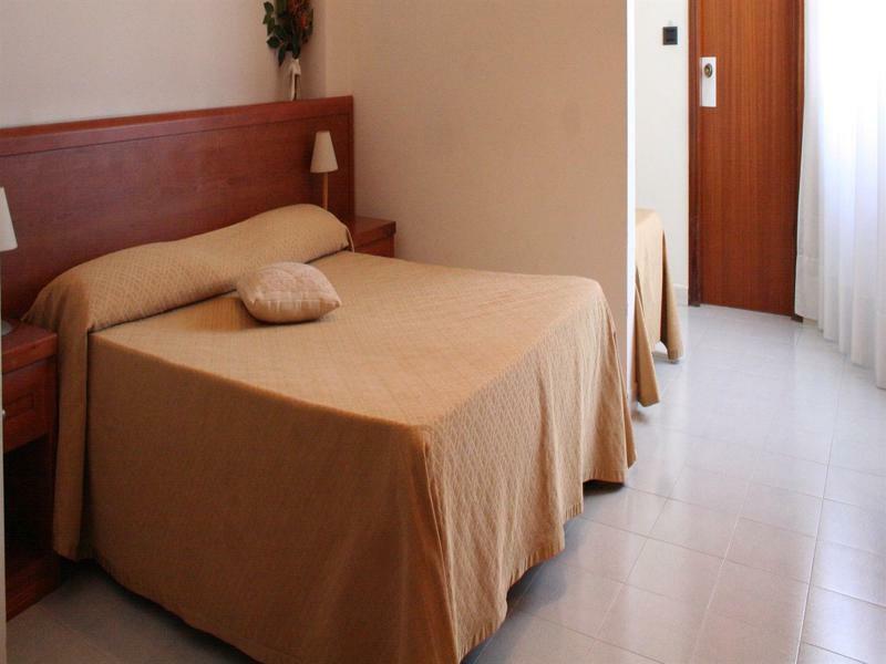 Hotel Carosello Понтеканяно Екстериор снимка